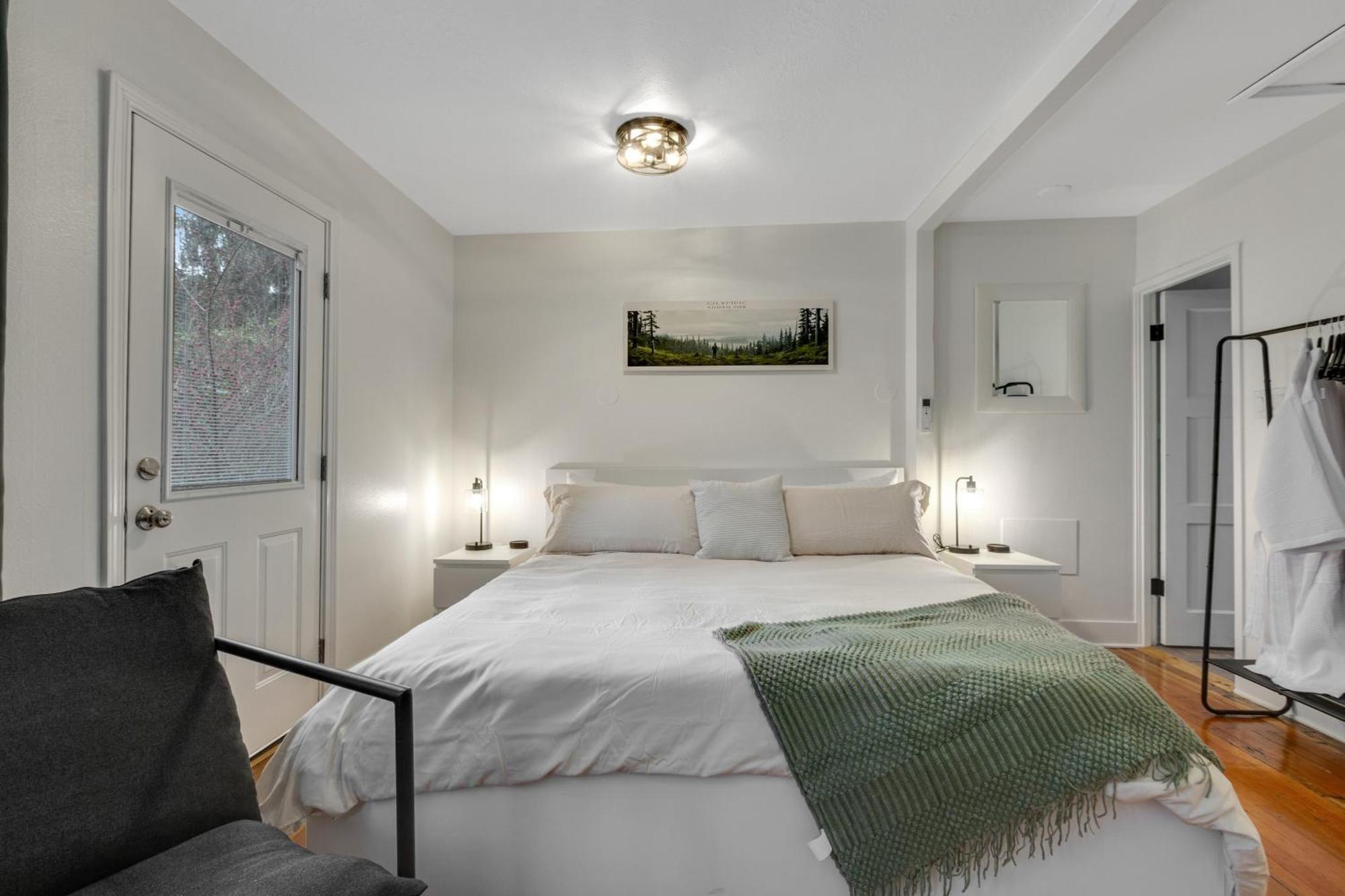 Mount Olympus Suite, Room 9 At Mount Walker Inn Quilcene Экстерьер фото